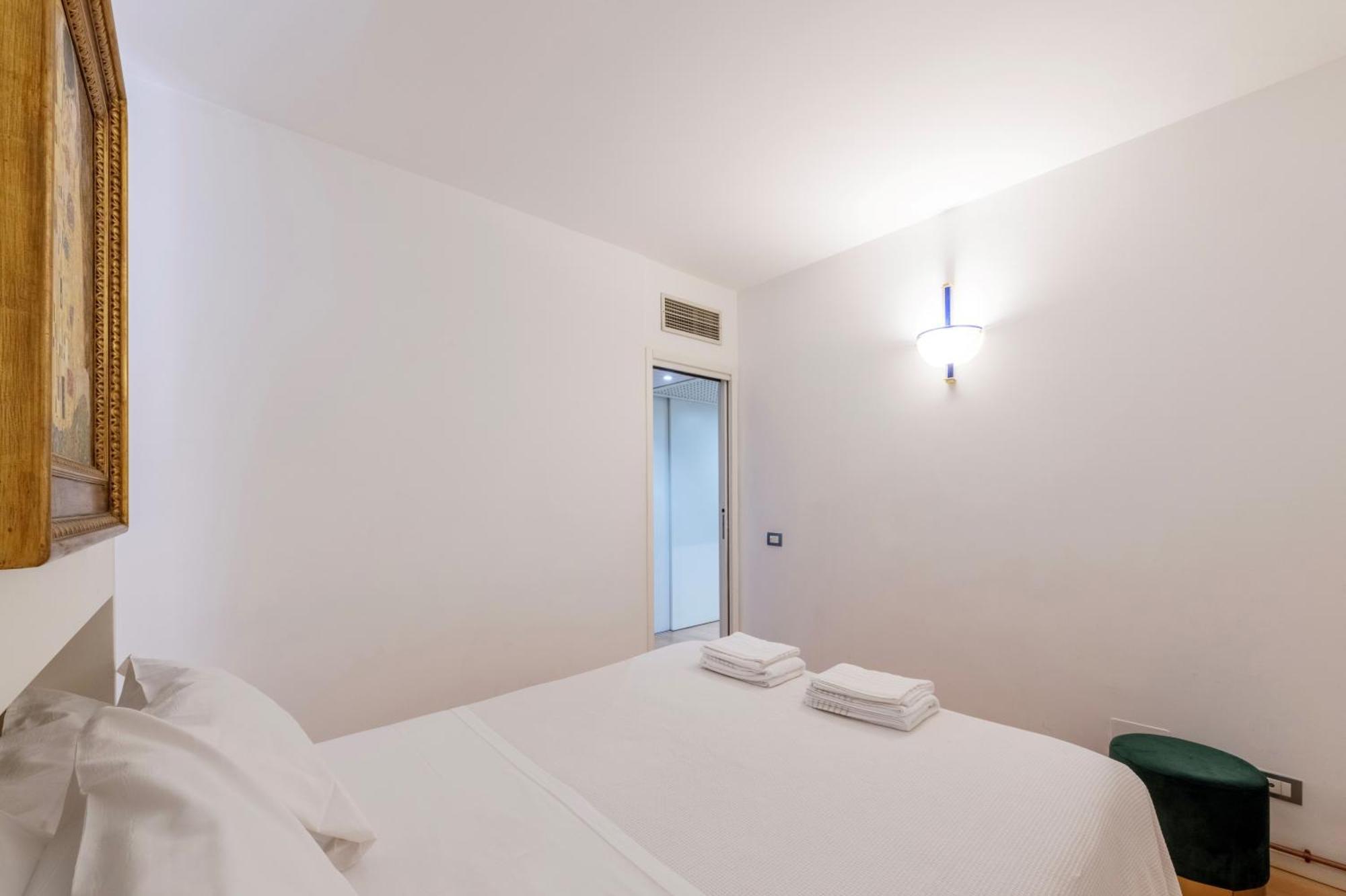 Easylife - Amazing Apartment At Rialto Venezia Экстерьер фото